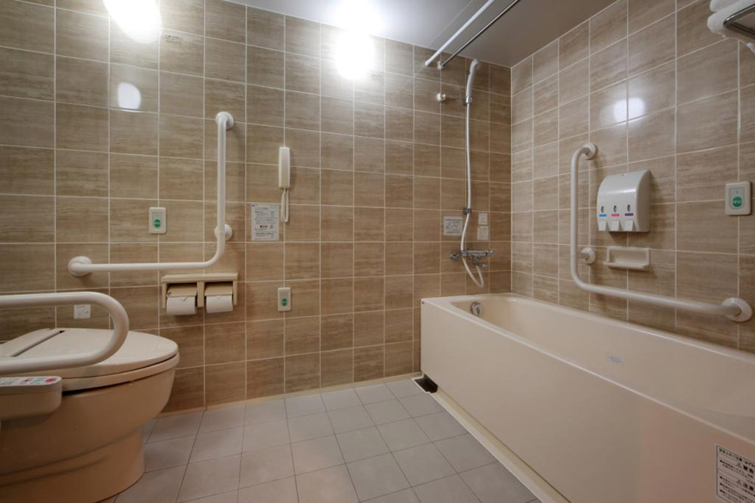 ユニバーサルツイン