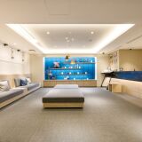 【八戸を感じるフロントロビー】