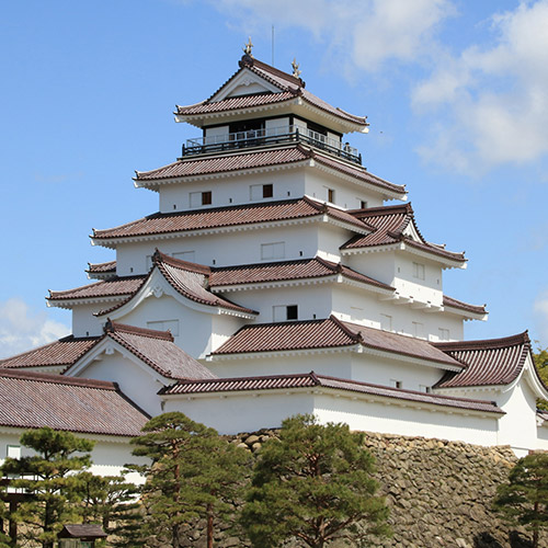 鹤城（会津若松城）