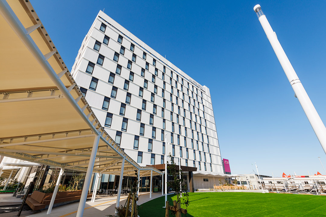 JR-EAST HOTEL METS PREMIER MAKUHARITOYOSUNA