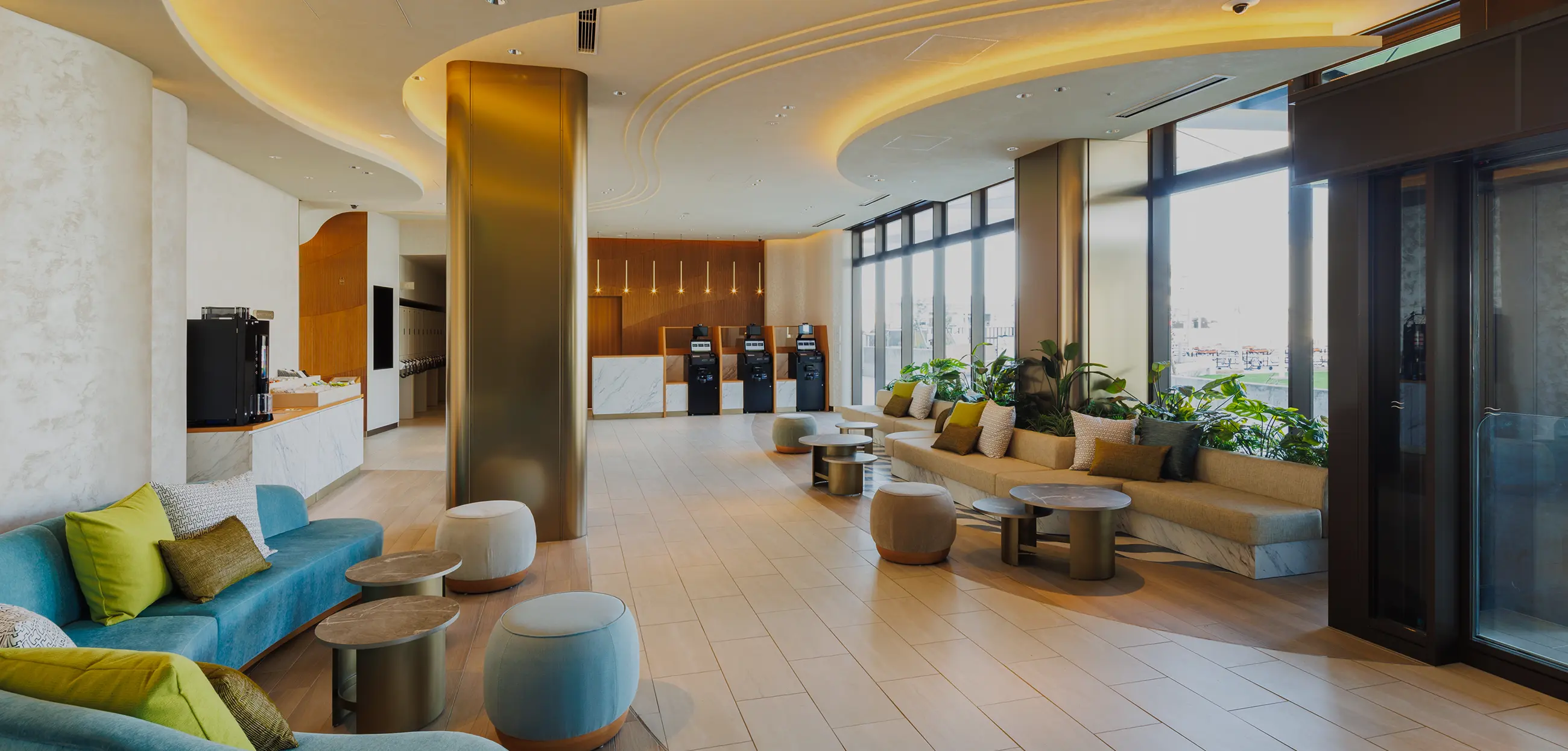 JR-EAST HOTEL METS PREMIER MAKUHARITOYOSUNA