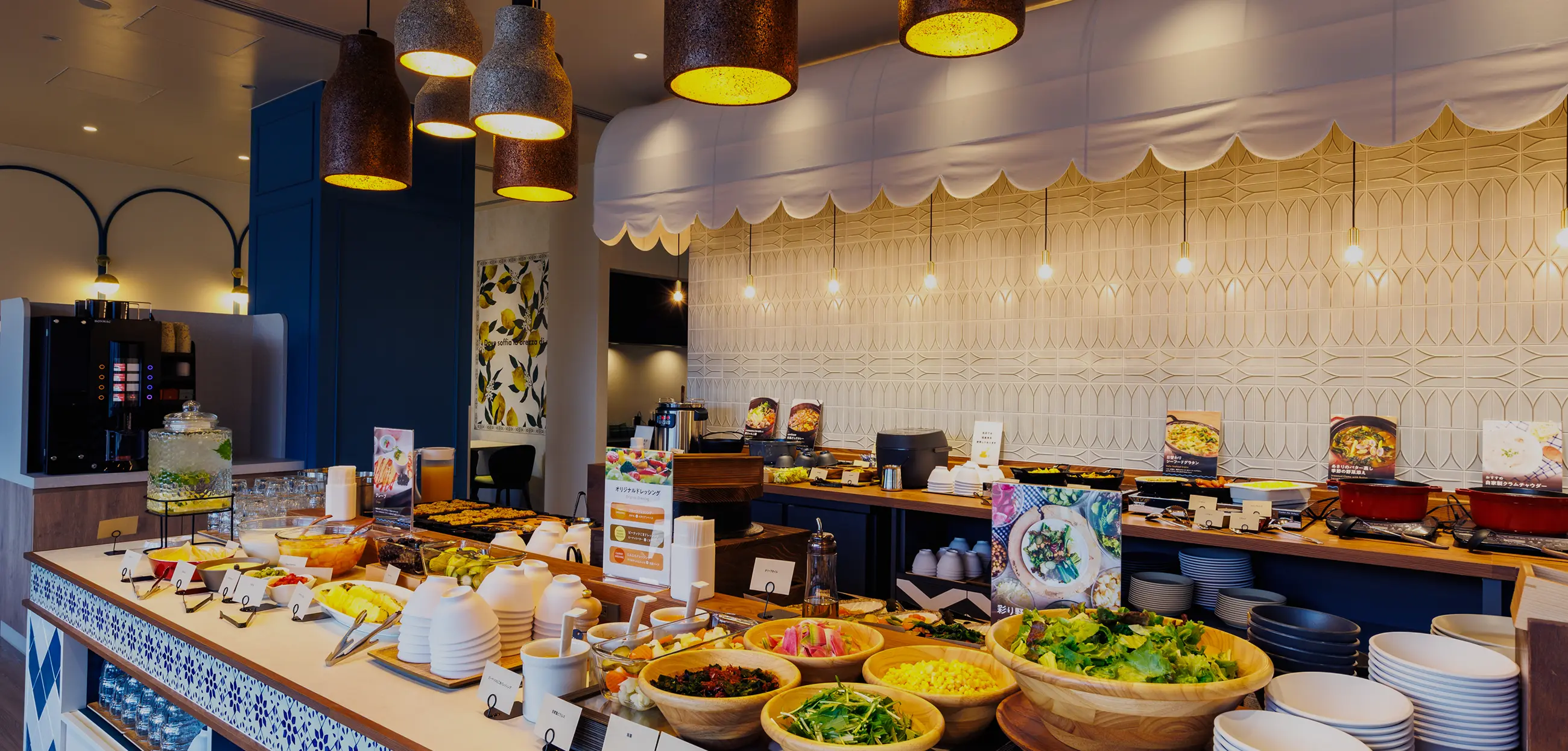 JR-EAST HOTEL METS PREMIER MAKUHARITOYOSUNA