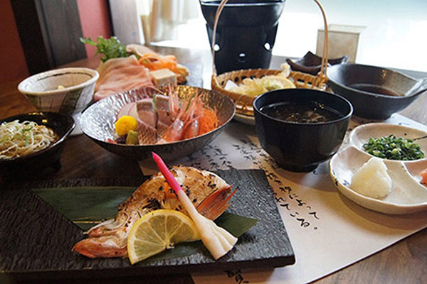 呑み処・食事処「魚沼釜蔵」